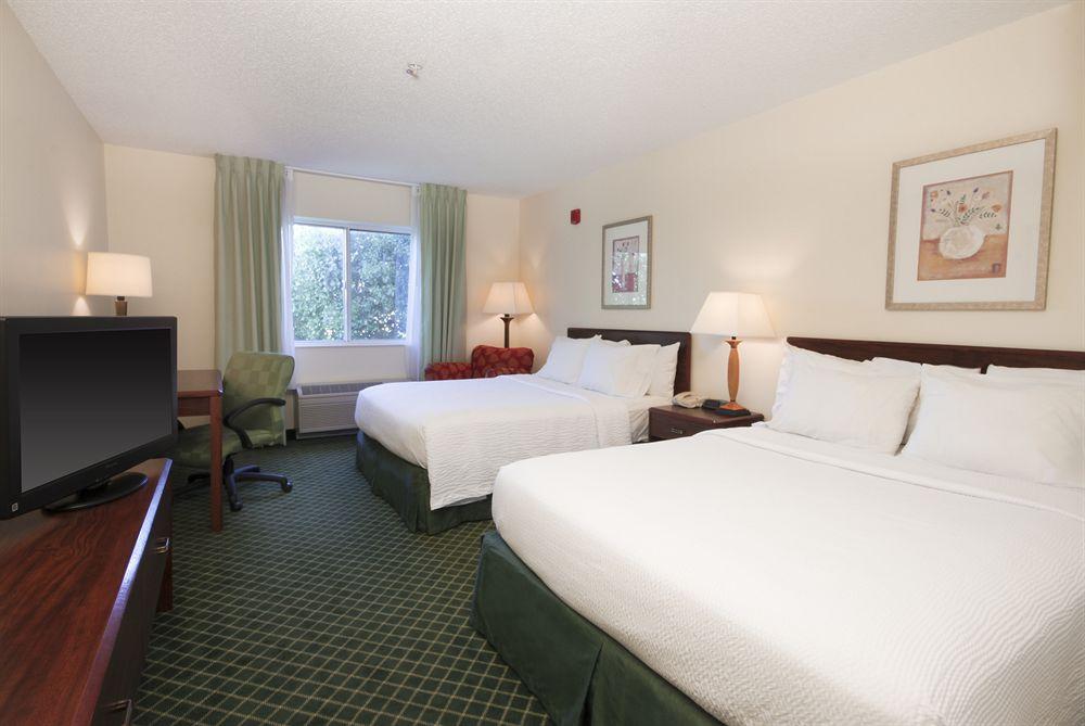 Fairfield Inn & Suites Beaumont Exteriör bild