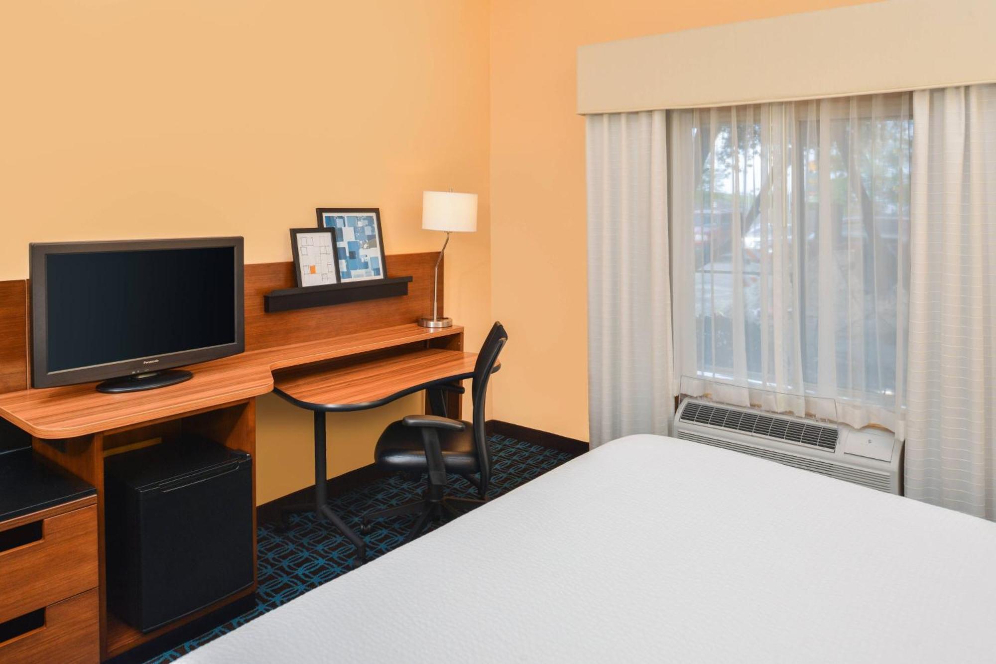 Fairfield Inn & Suites Beaumont Exteriör bild